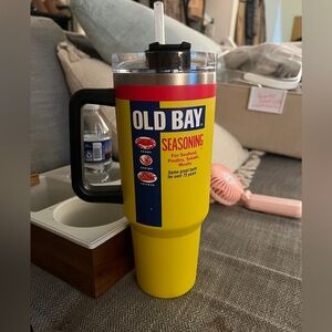OLD BAY branded hot cold 40z cup